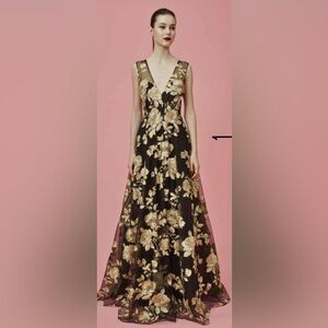 Elegant Floral Maxi Dress in Black and Gold